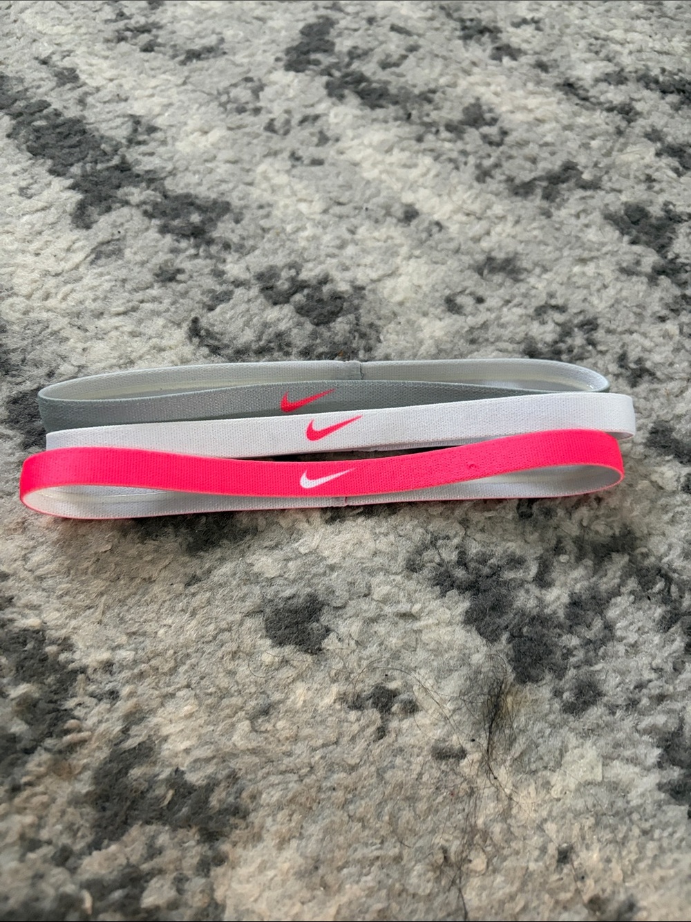 Nike Elastic Sports Headbands in Hot Pink, White & Gray - 3 Pack